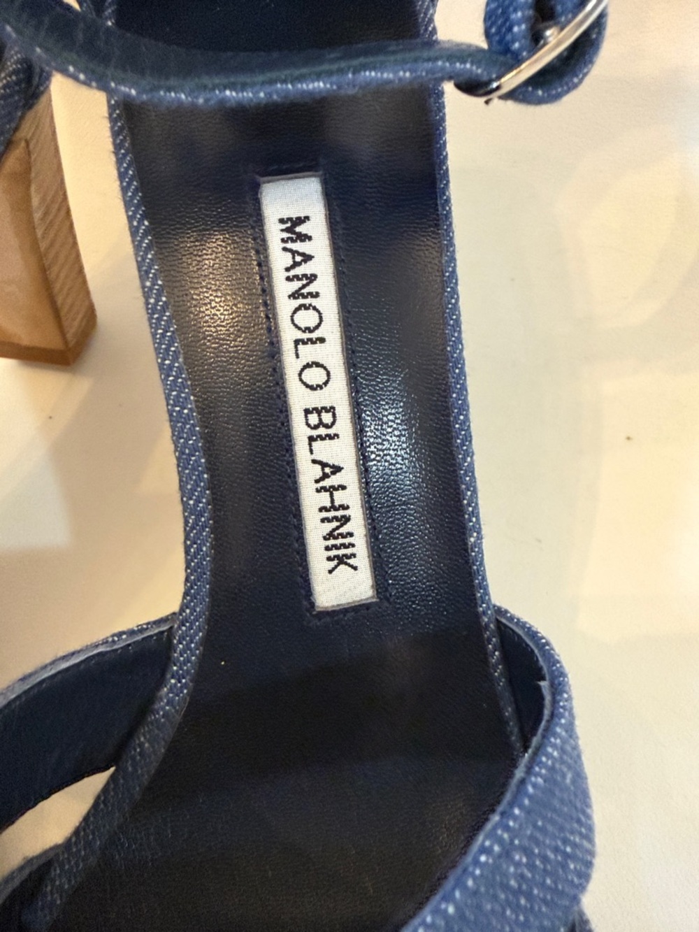 Manolo Blahnik Denim Blue Strappy Heeled Sandals 37 or 7 - Picture 3 of 11